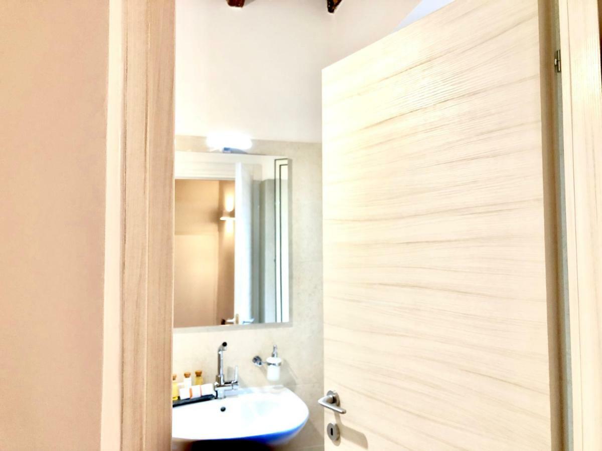 Heart Palace Fontana Di Trevi Appartement Rome